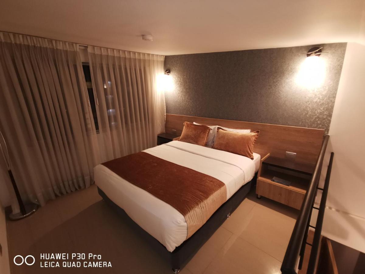 Hotel Lindsay マニサレス エクステリア 写真