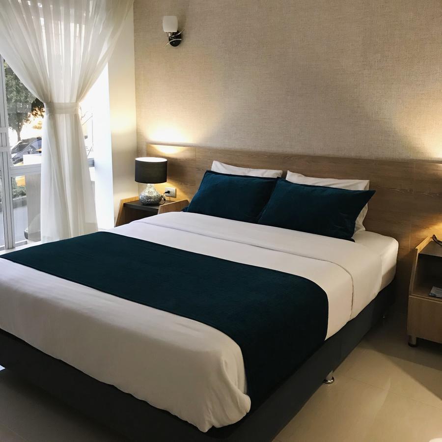 Hotel Lindsay マニサレス エクステリア 写真